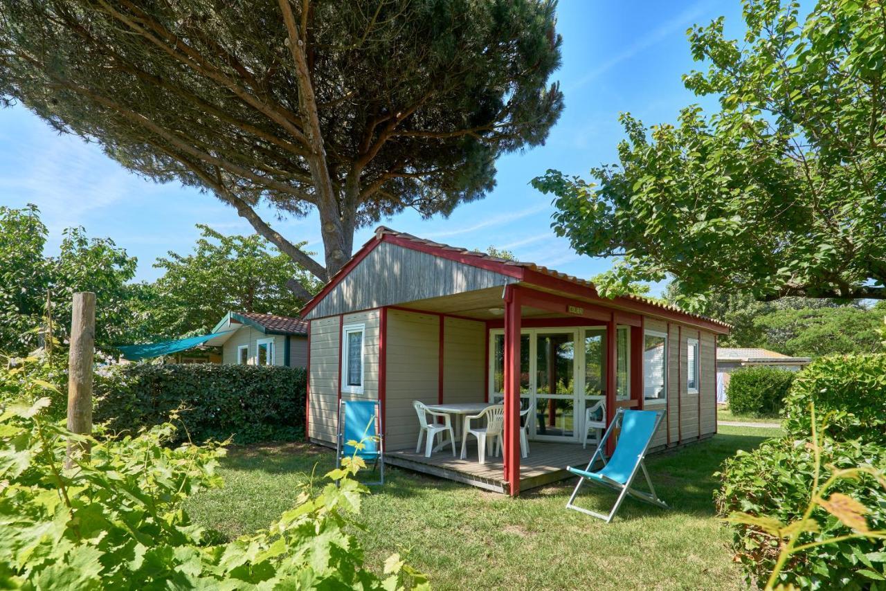 Camping La Brande Le Château-dʼOléron Exteriér fotografie
